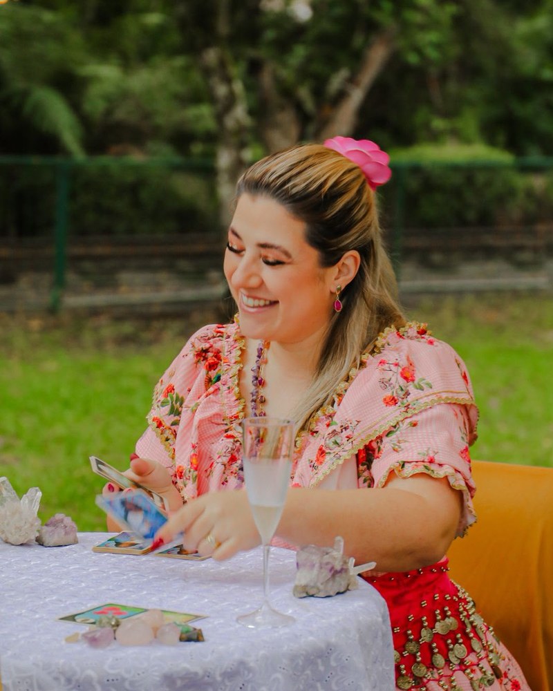 Consulta com cartas